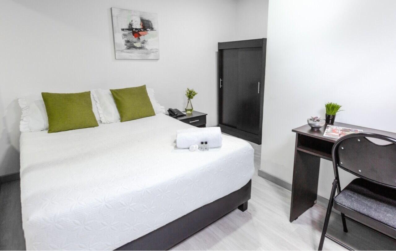 Hotel Casa Quinta Embajada Bogota Ngoại thất bức ảnh