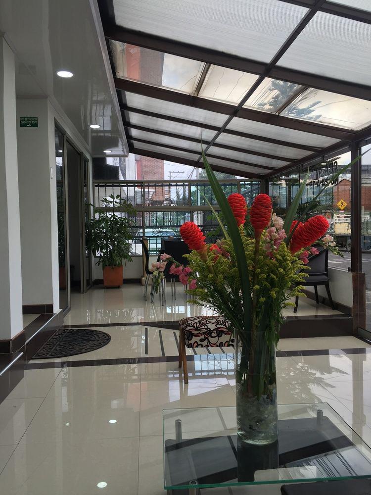 Hotel Casa Quinta Embajada Bogota Ngoại thất bức ảnh